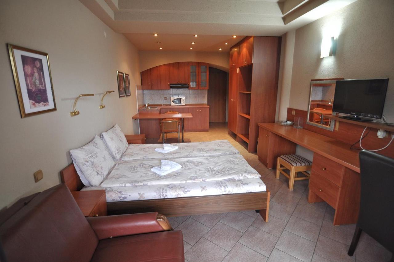 Villa Forum Охрид Екстер'єр фото